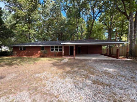 Photo of 1632 Carolina Circle, Gastonia, NC 28054 (MLS # 4435648)