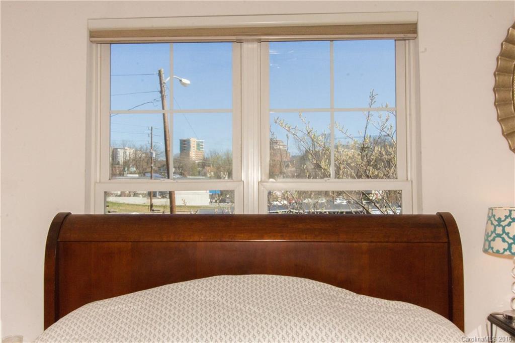 Merritt Park Condominium - Residential