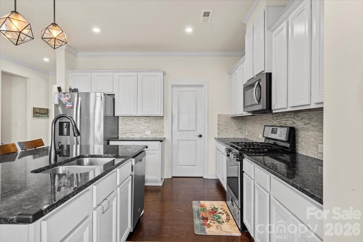 Haywyck Meadows - Residential