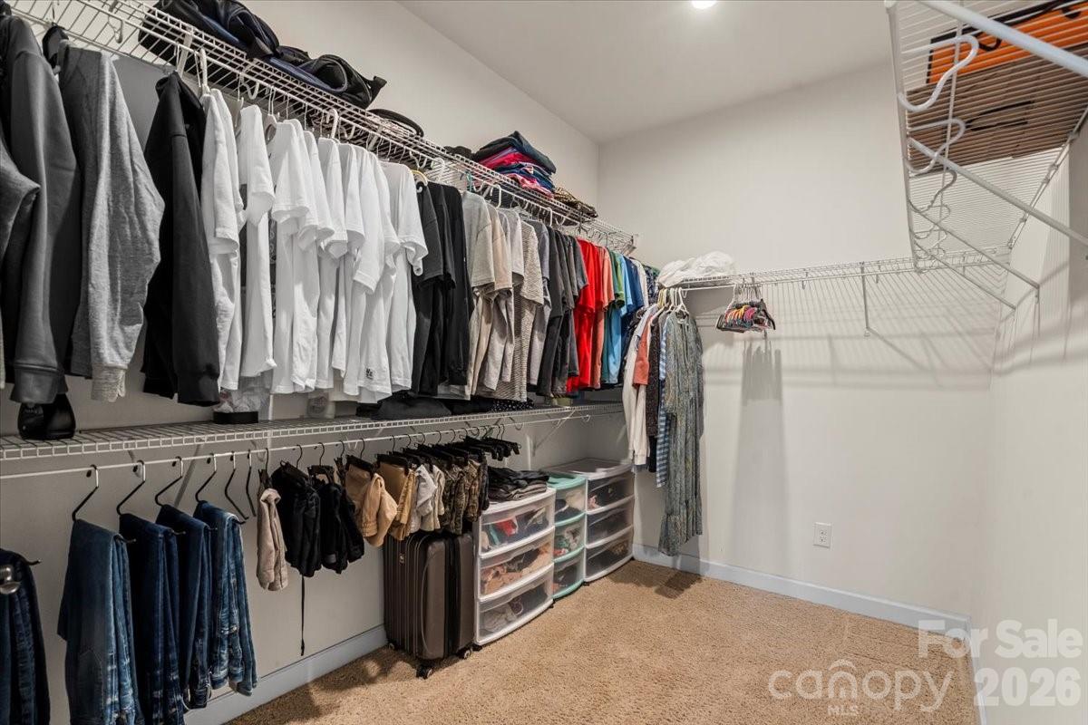 Haywyck Meadows - Residential