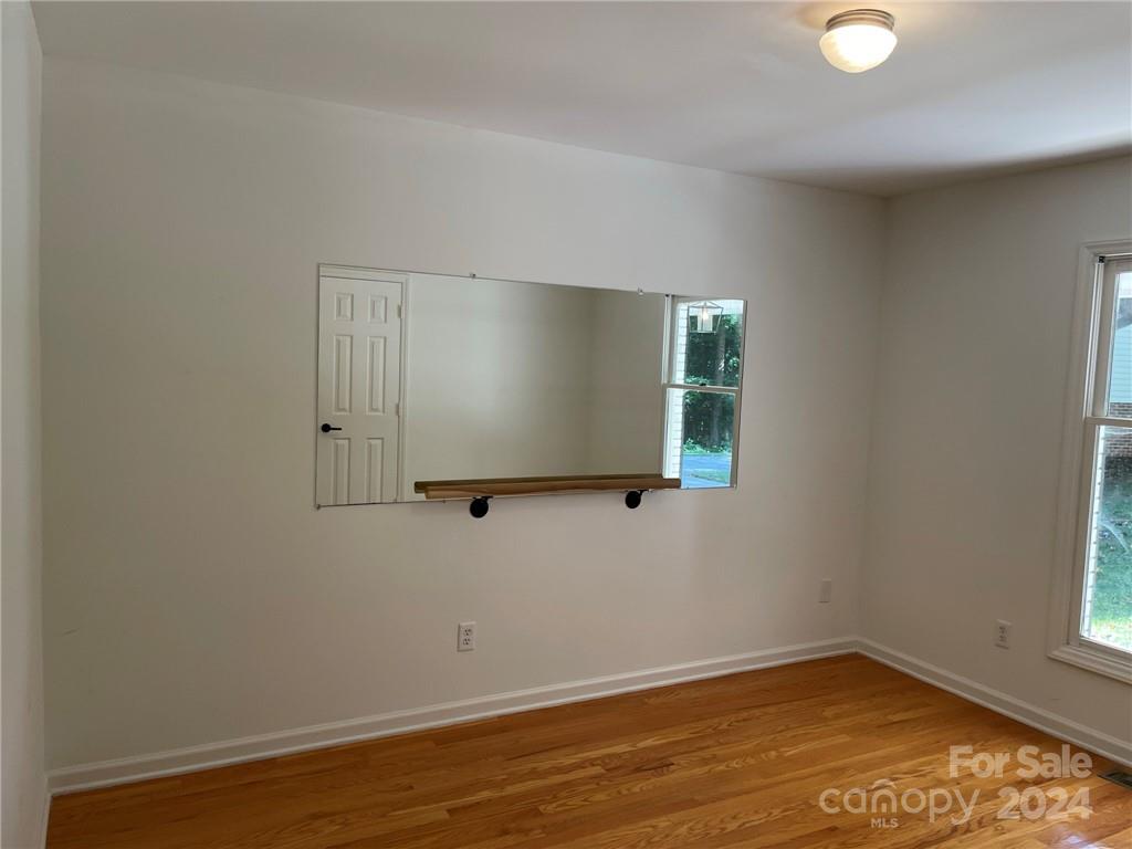 Kings Grant - Residential