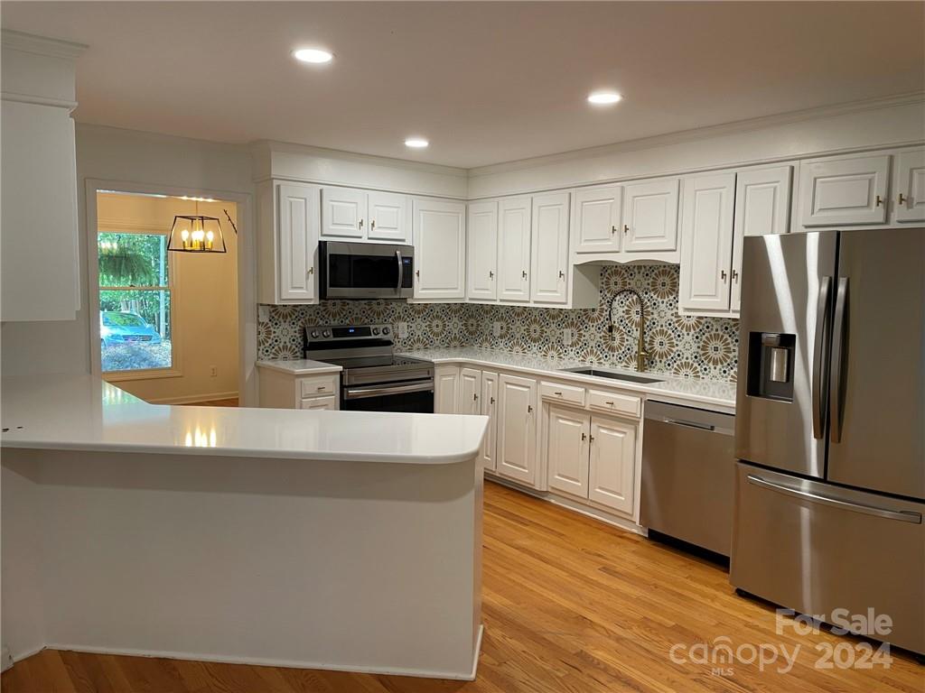 Kings Grant - Residential