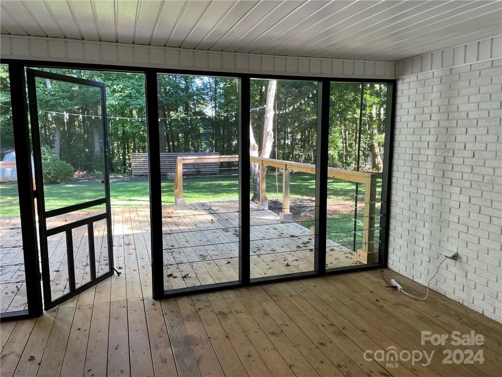 Kings Grant - Residential