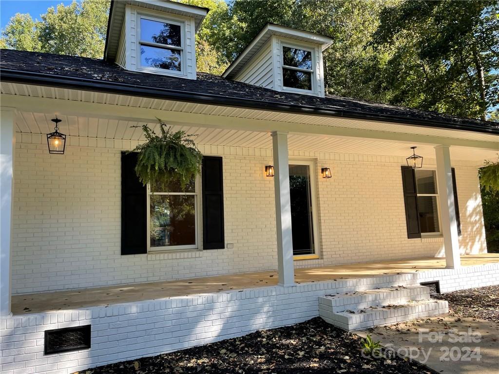 Kings Grant - Residential