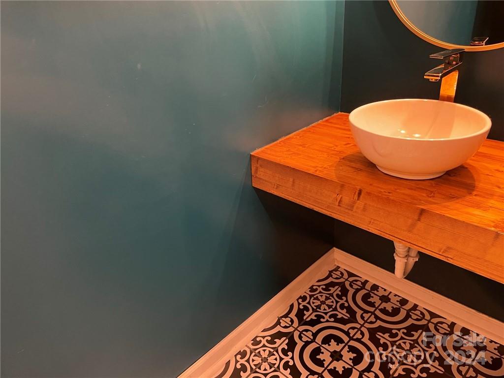 Kings Grant - Residential