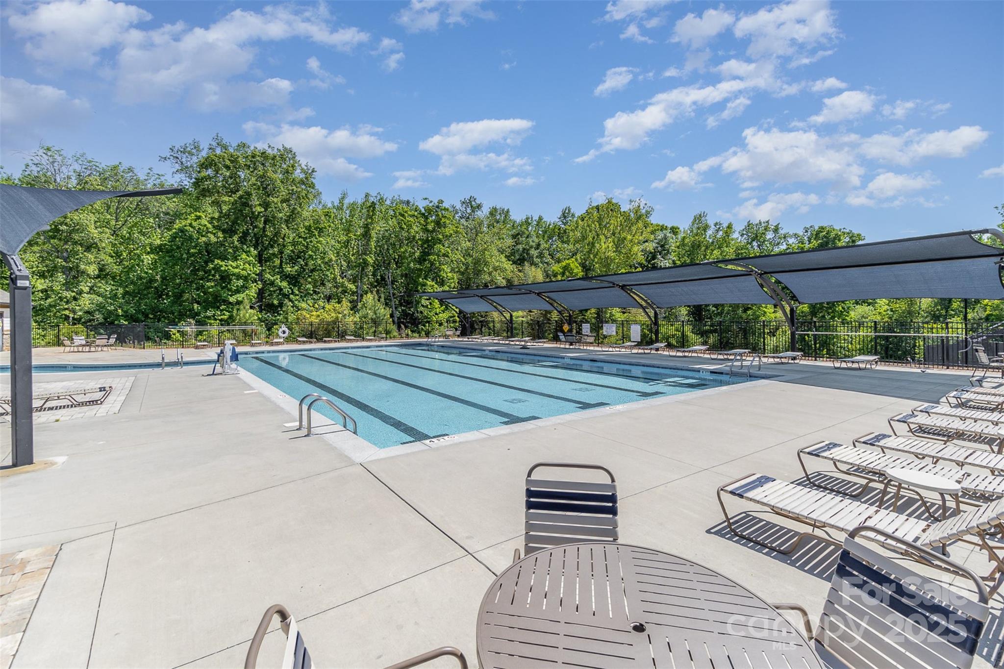 Fort Mill, South Carolina 29715, United States, 5 Bedrooms Bedrooms, ,4 BathroomsBathrooms,Residential,Under Contract,118951