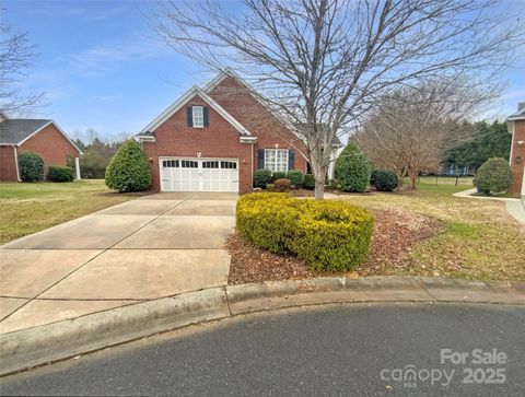 2702 Occaneechi Court Waxhaw NC 28173