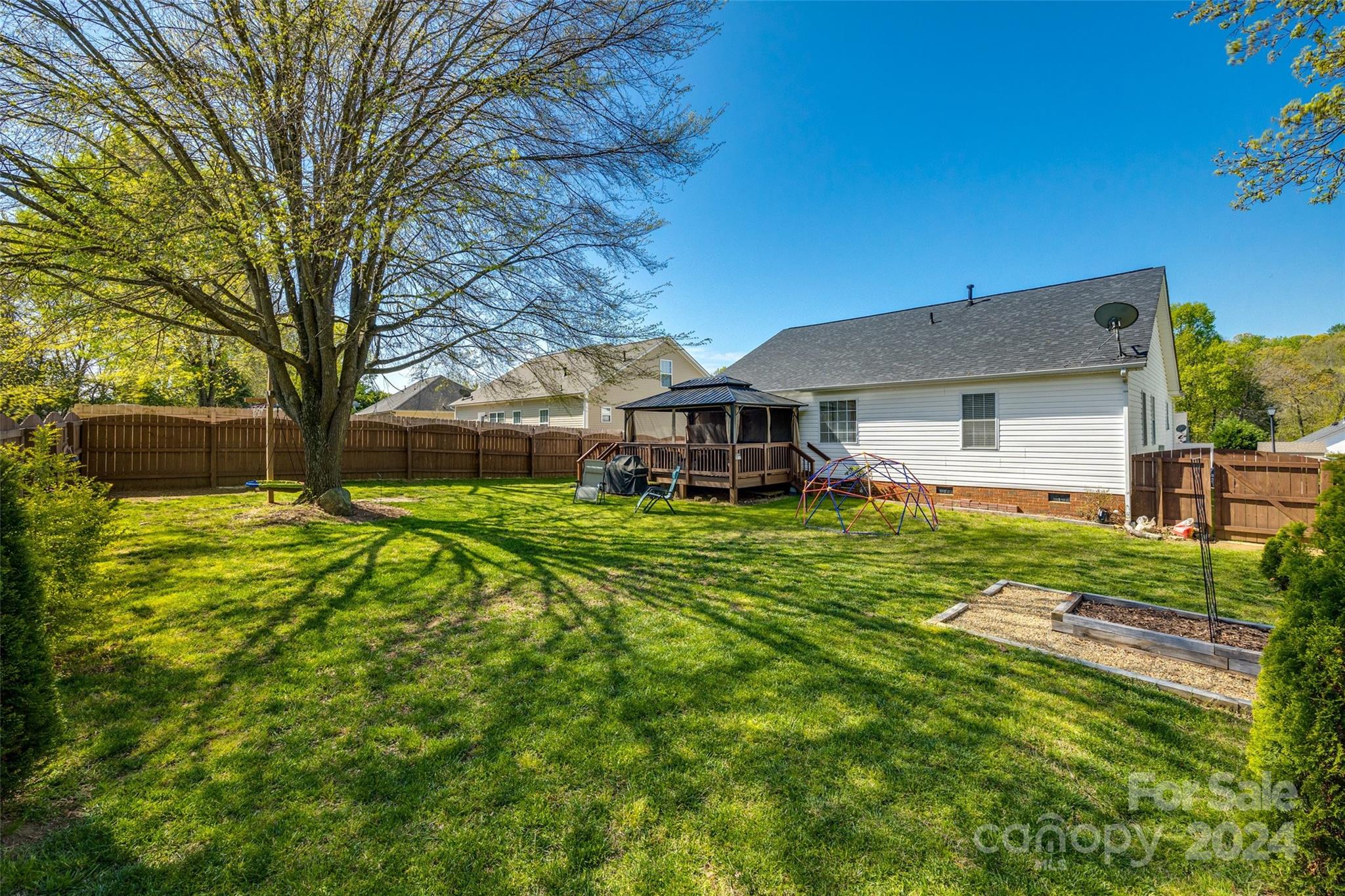 Hidden Forest - Residential