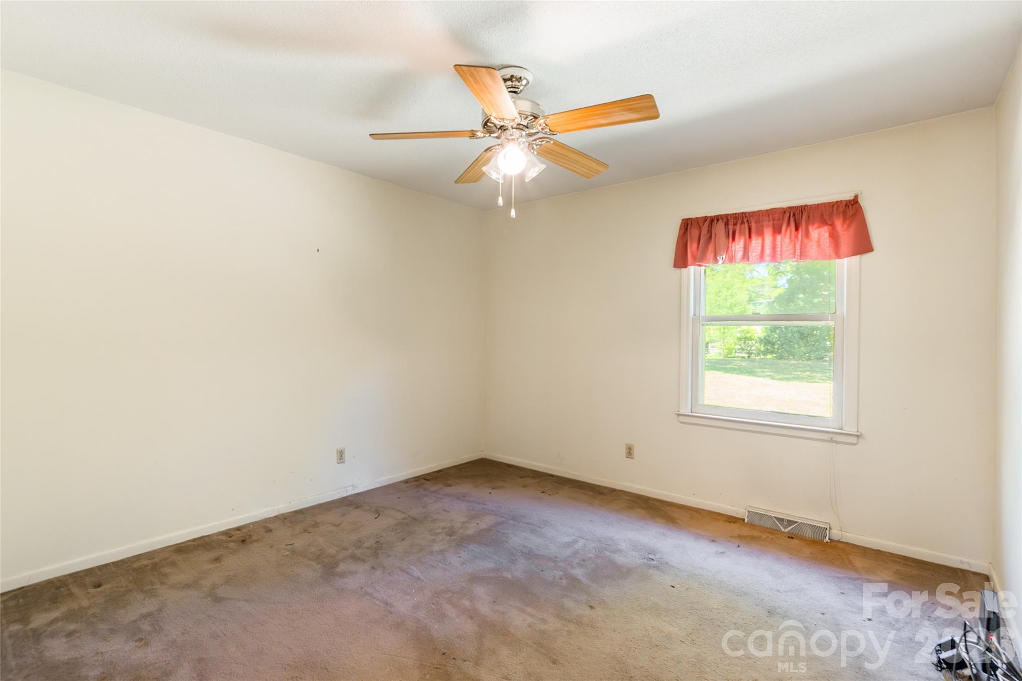 Camelot Woods - Residential