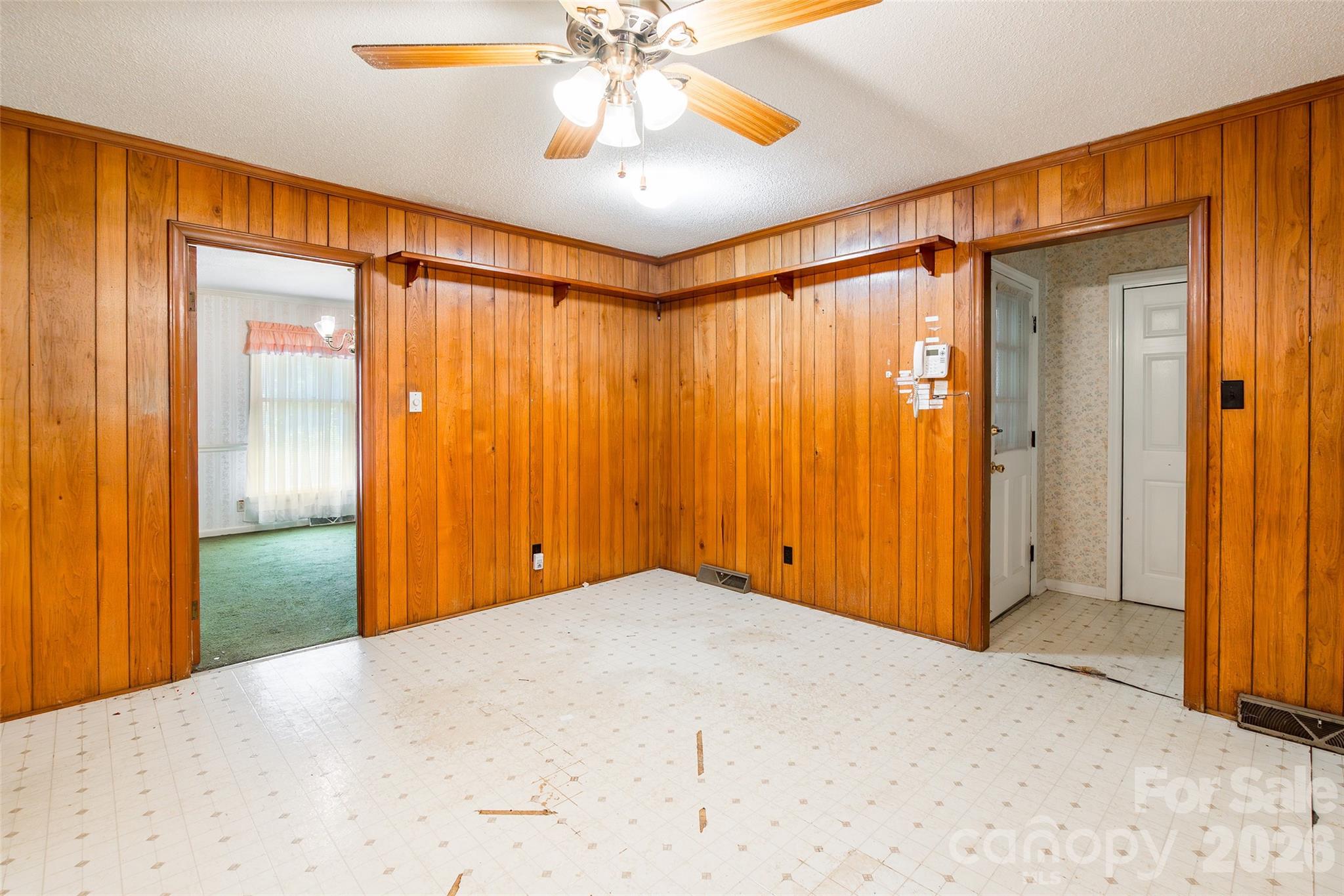 Camelot Woods - Residential