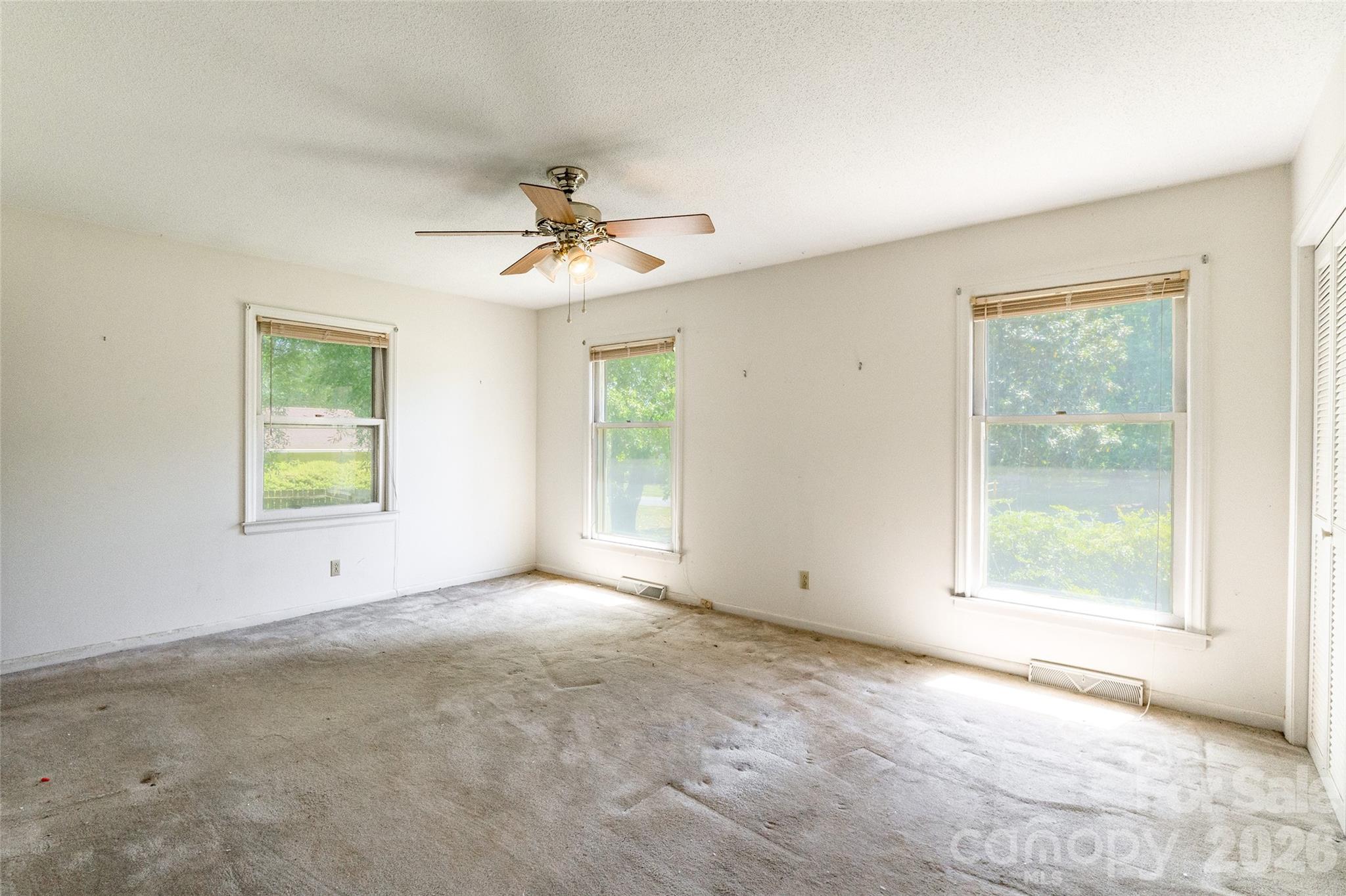 Camelot Woods - Residential