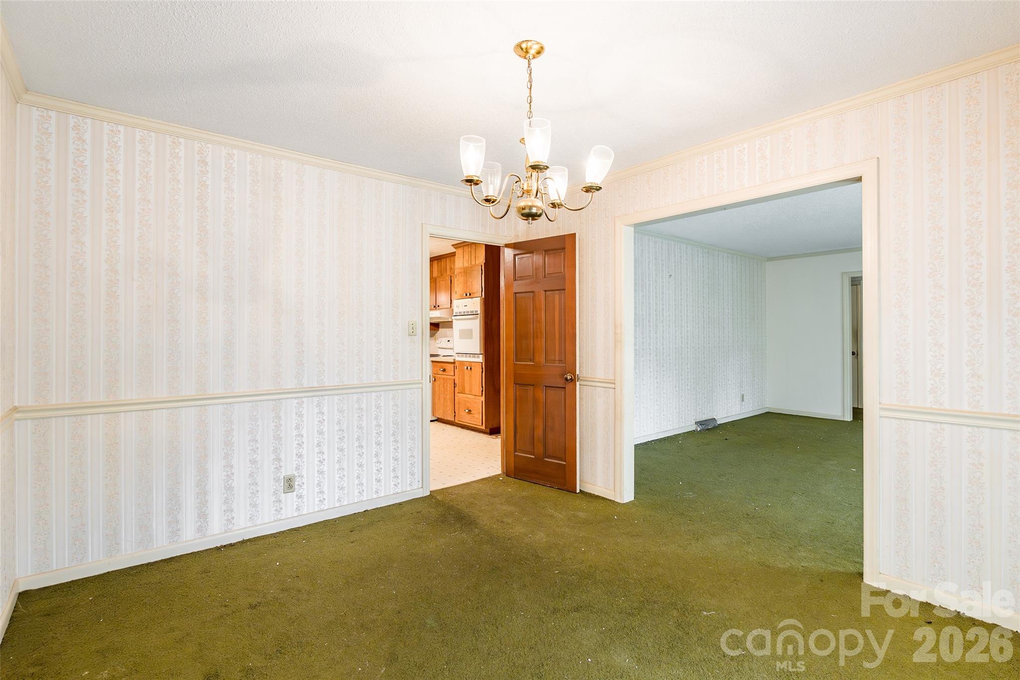 Camelot Woods - Residential