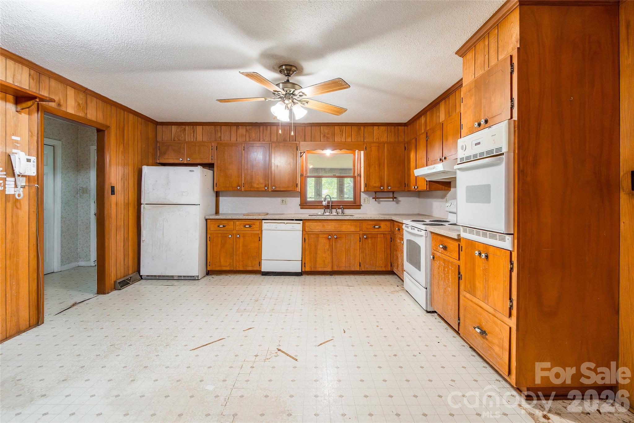 Camelot Woods - Residential