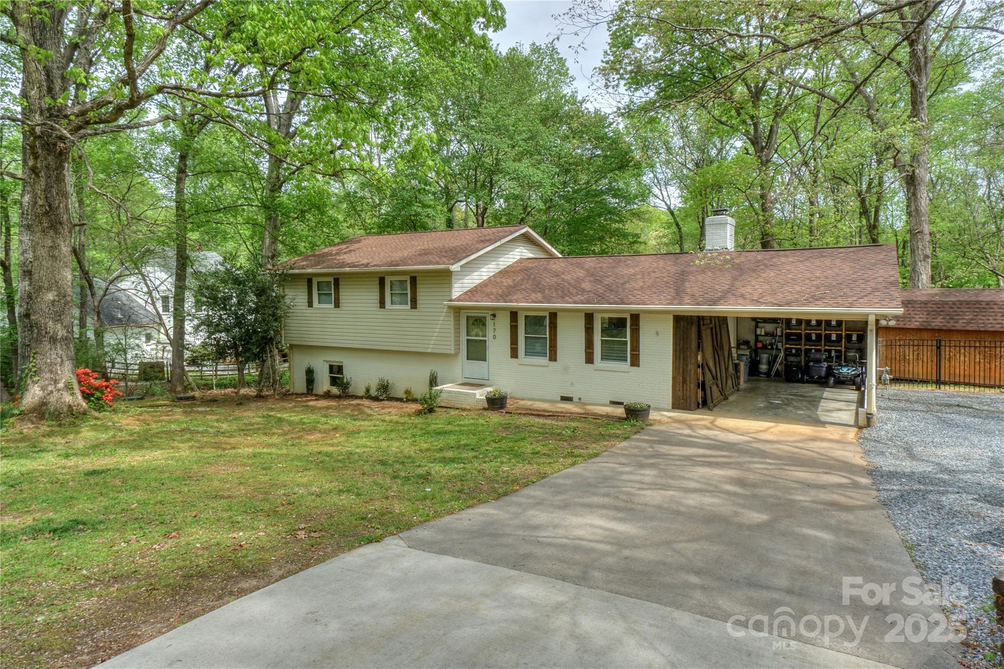 170 Woodcrest Road