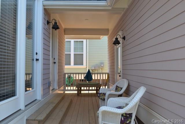 Riverwalk - Residential