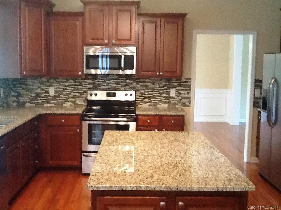 Autumn Cove At Lake Wylie - Residential