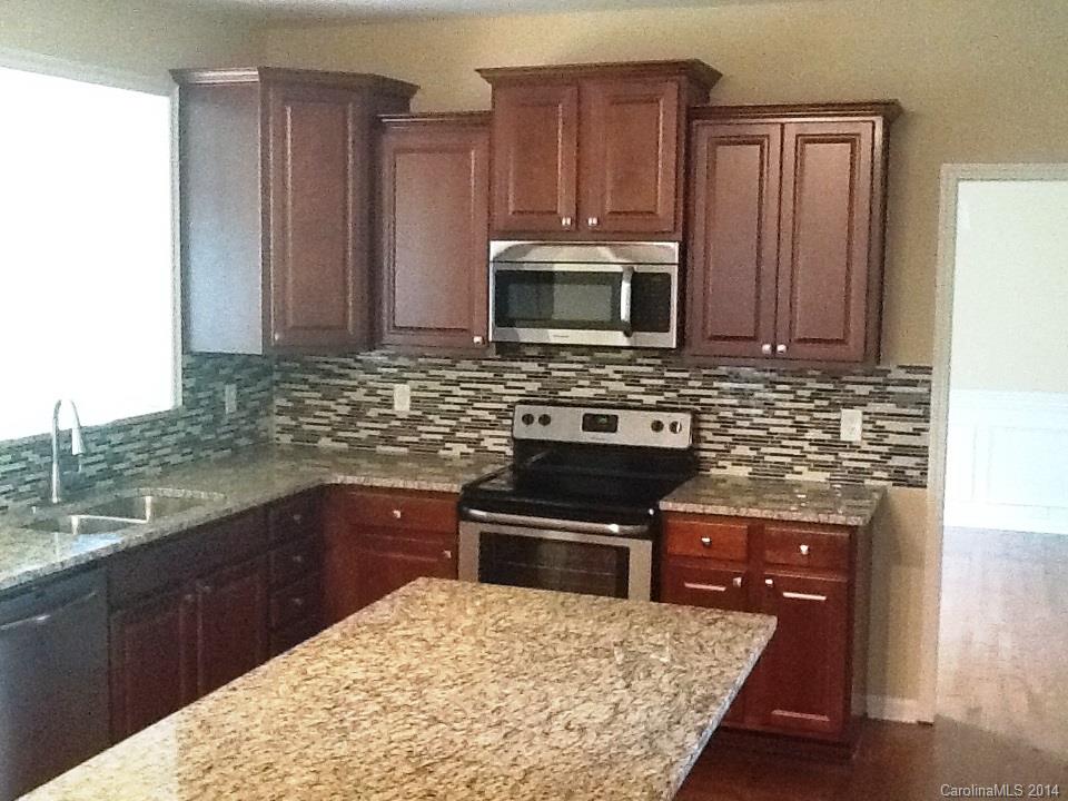 Autumn Cove At Lake Wylie - Residential