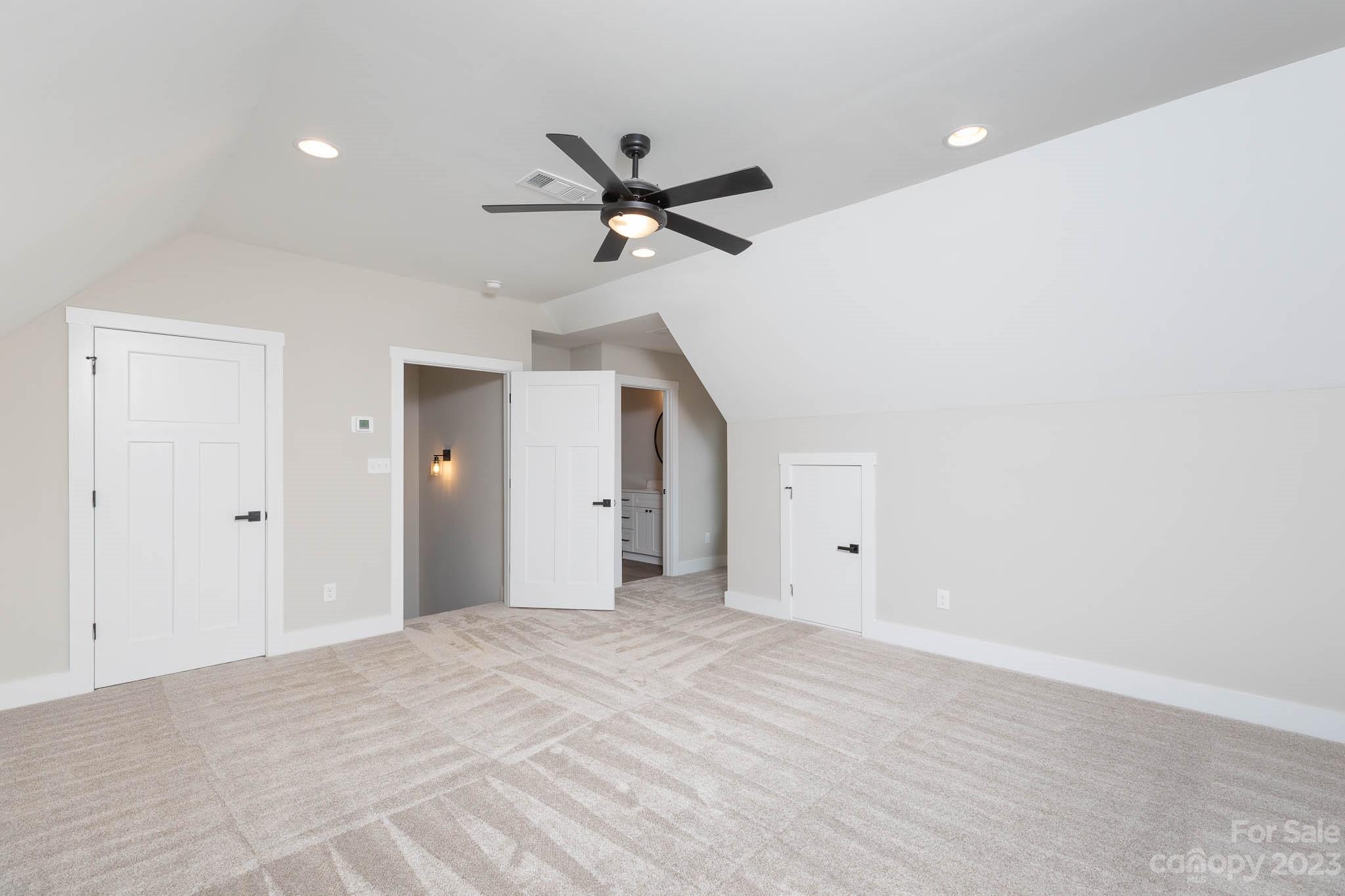 Sanders Landing - Residential