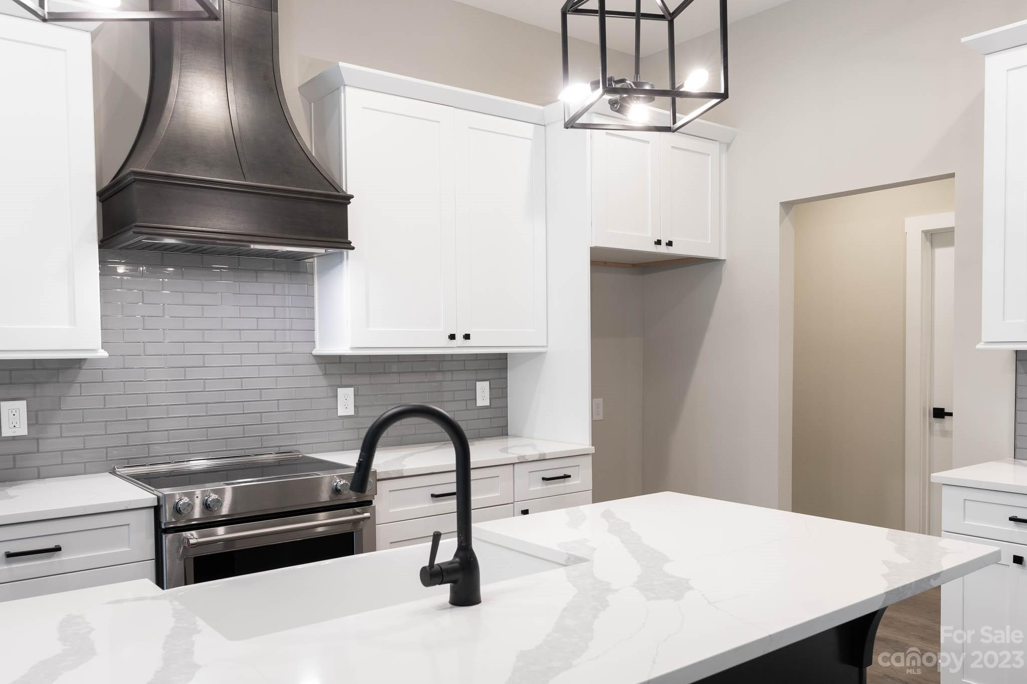 Sanders Landing - Residential