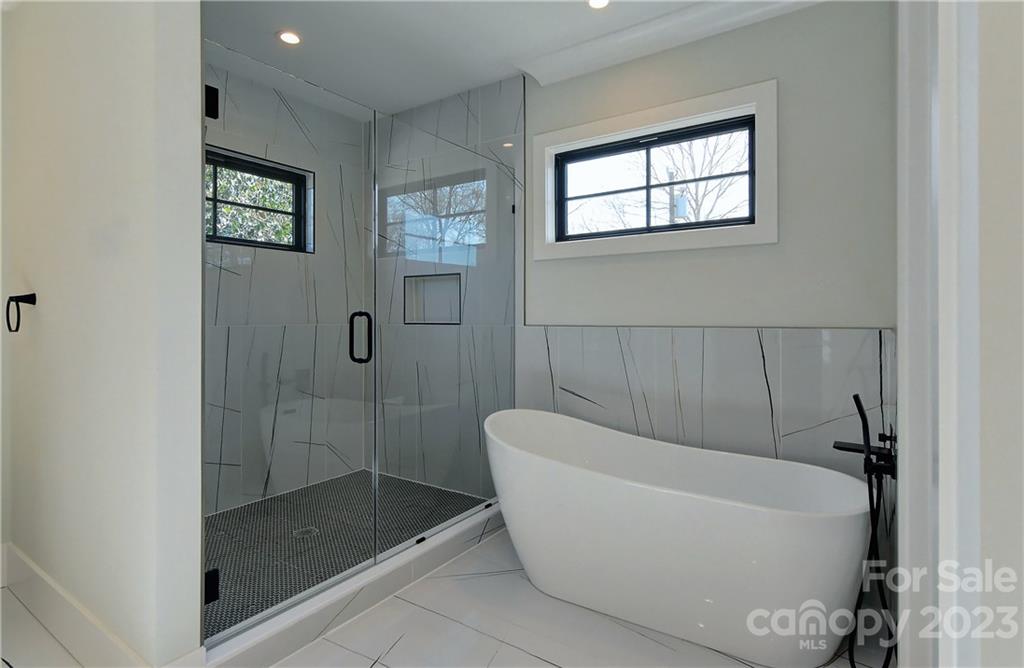 Villa Heights - Residential