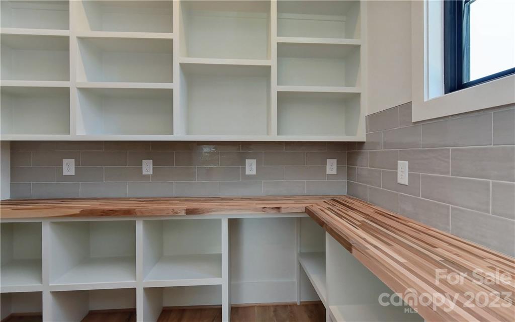 Villa Heights - Residential