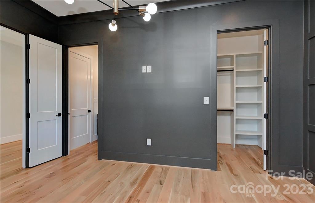 Villa Heights - Residential