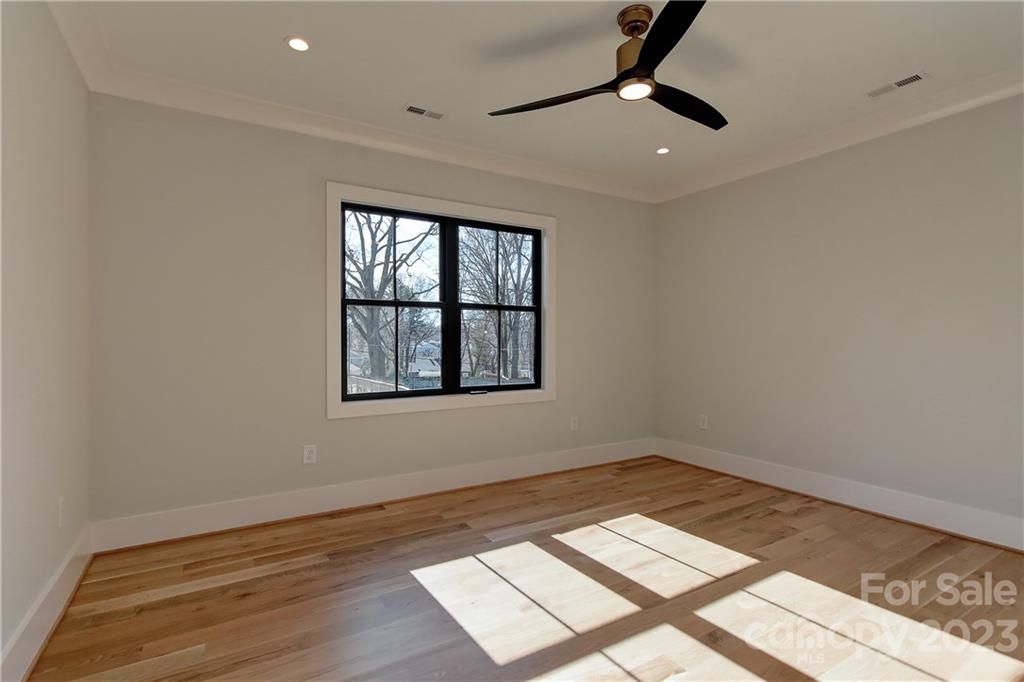 Villa Heights - Residential