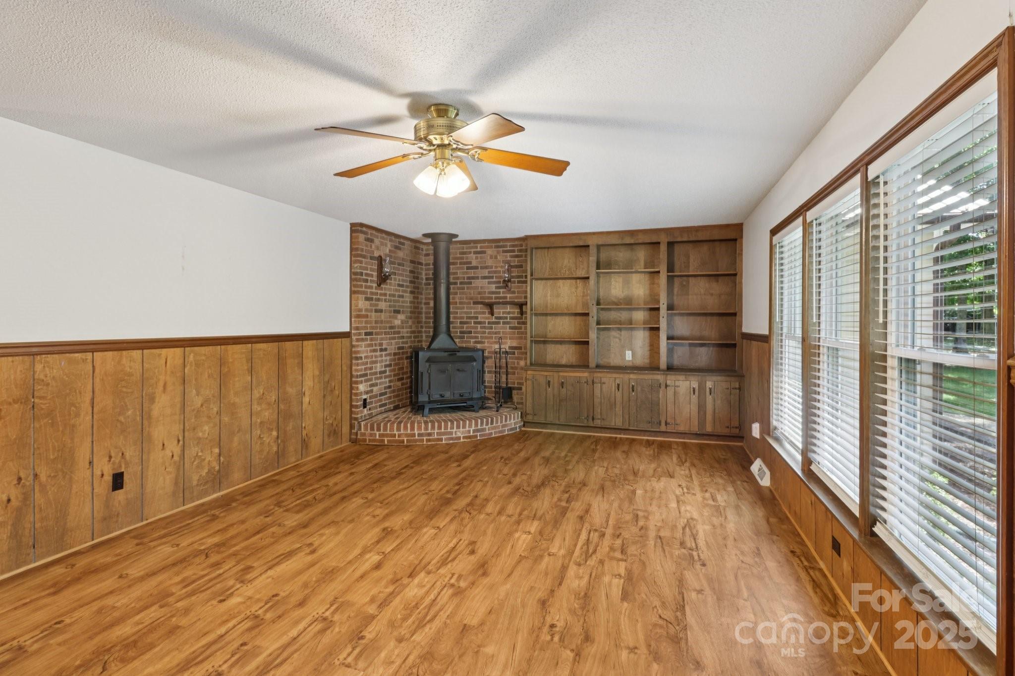 119 Legacy Lane