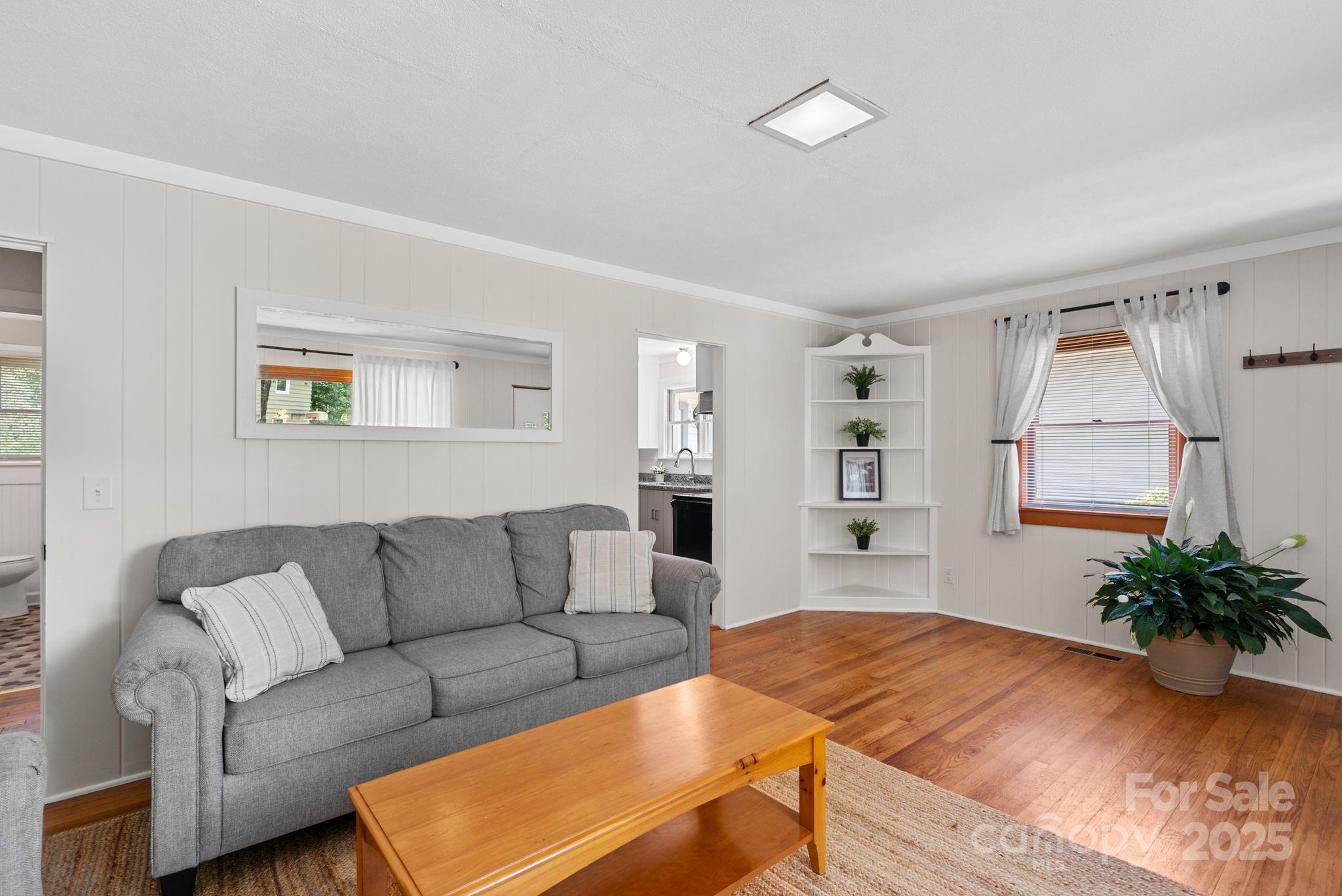 211 Woodland Road