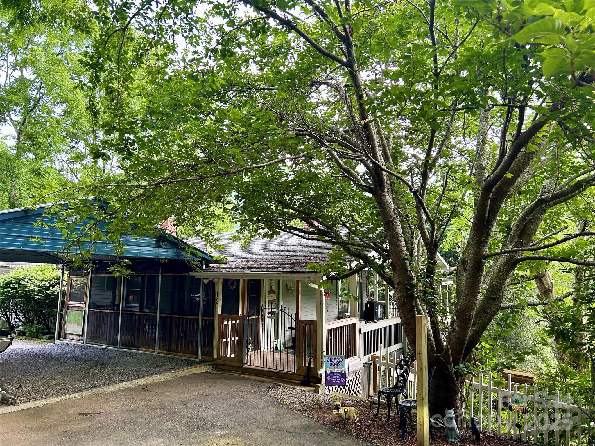 12 Elk Way