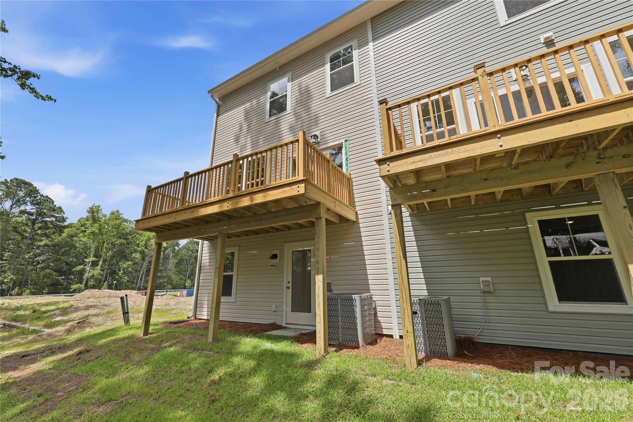 1017 Mossy Glade Road