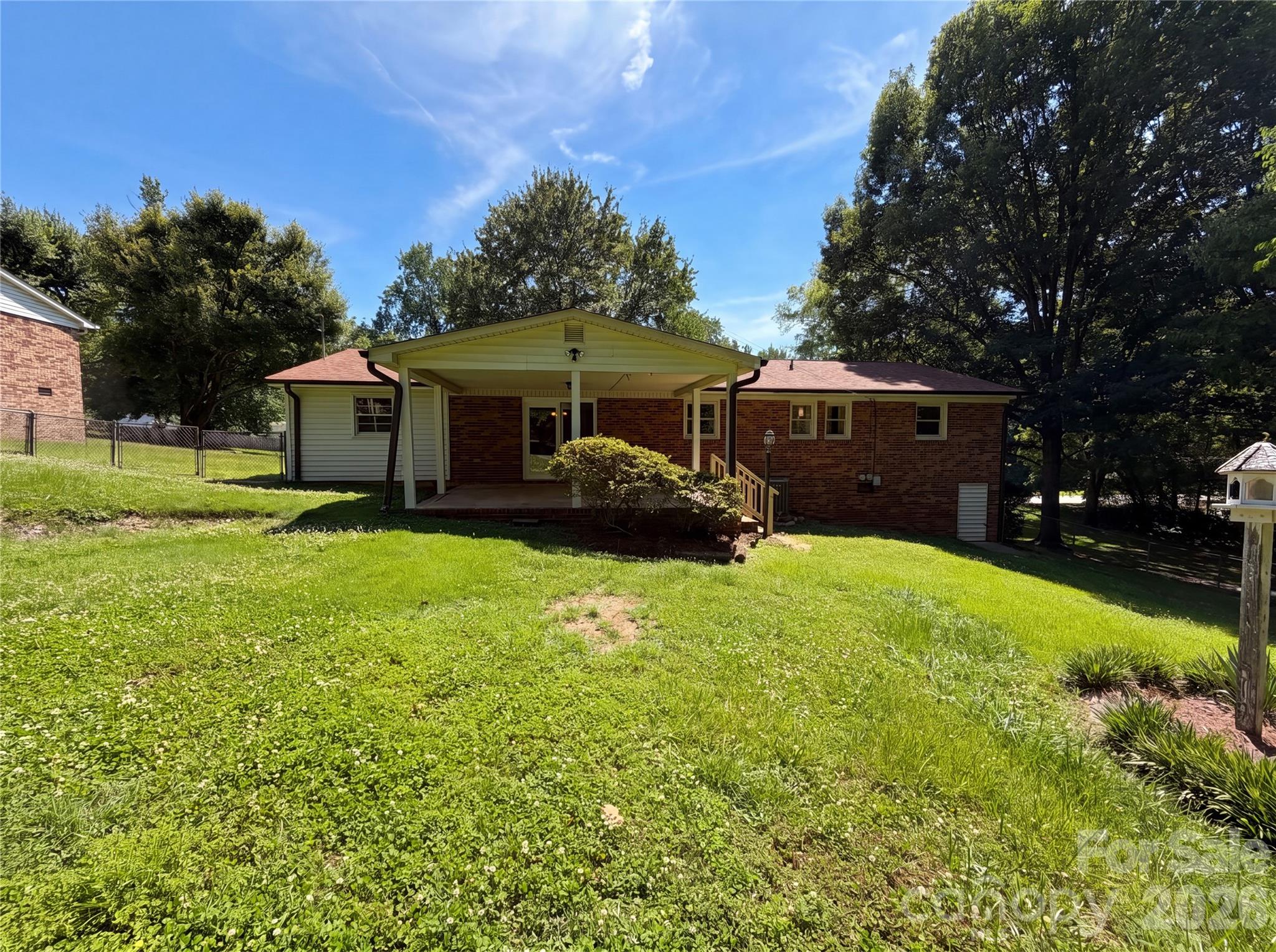 2418 Woodbridge Drive