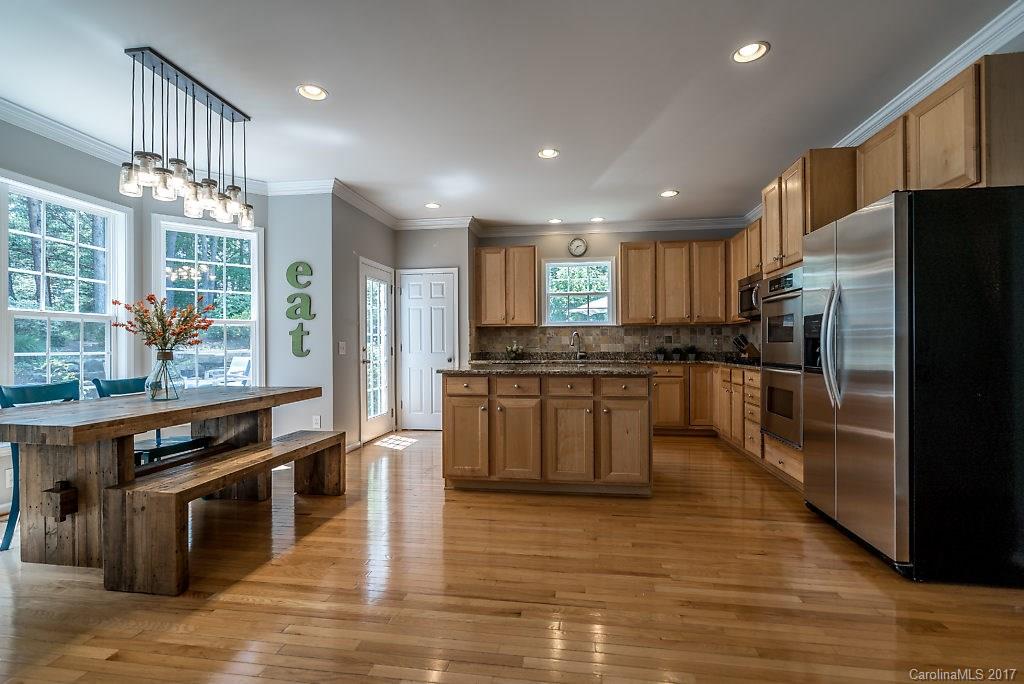 Lake Shore - Residential