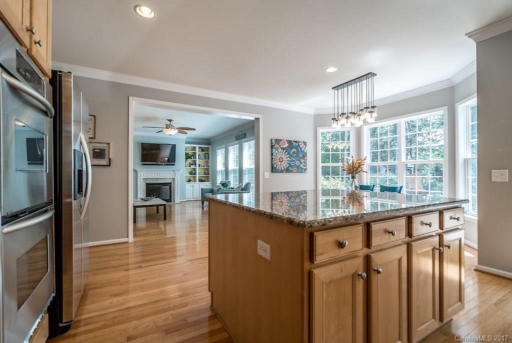 Lake Shore - Residential