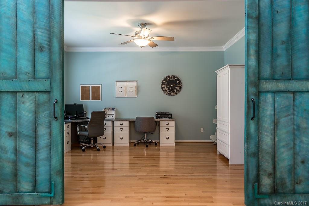 Lake Shore - Residential