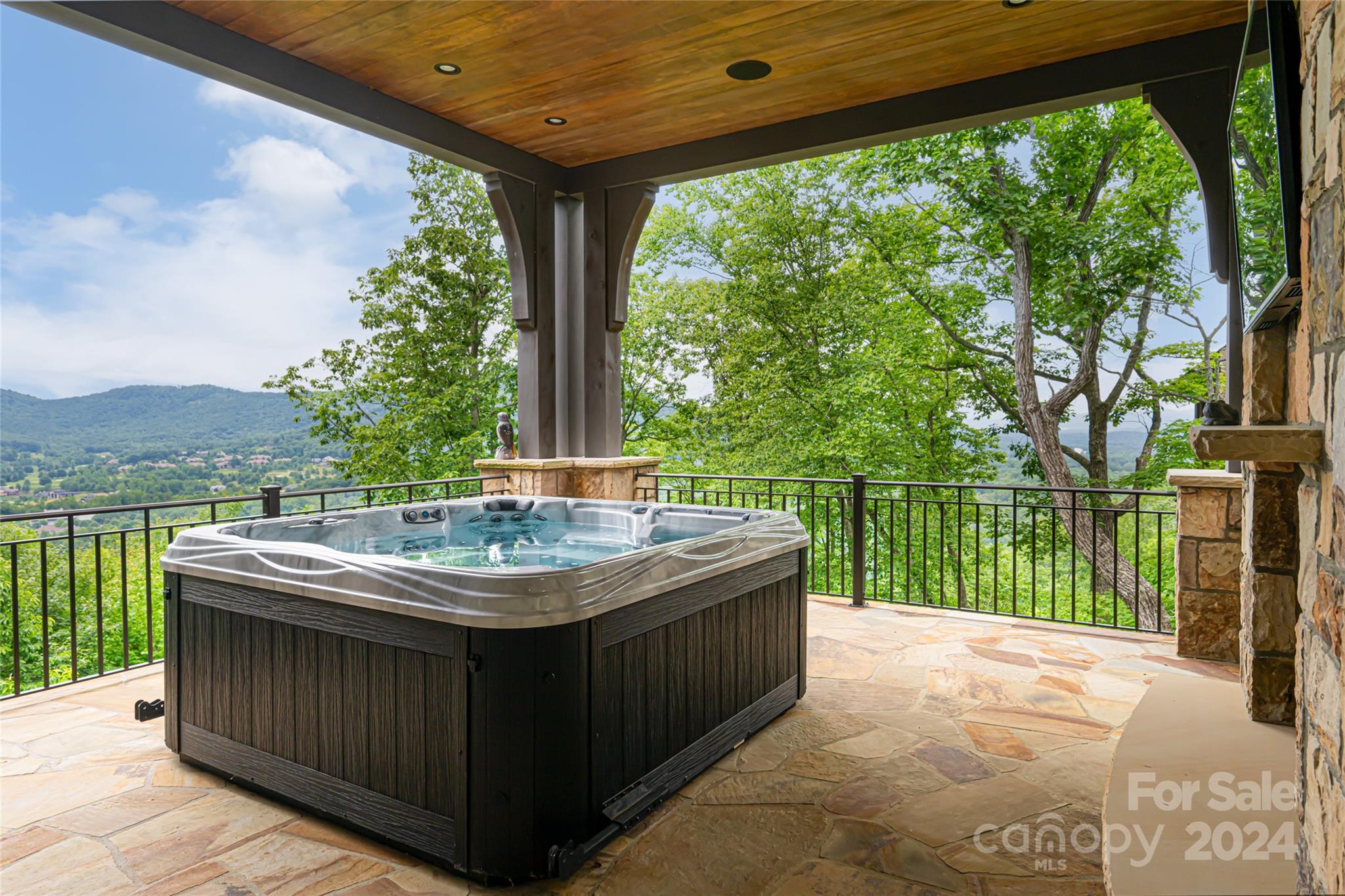 The Cliffs at Walnut Cove - Residential