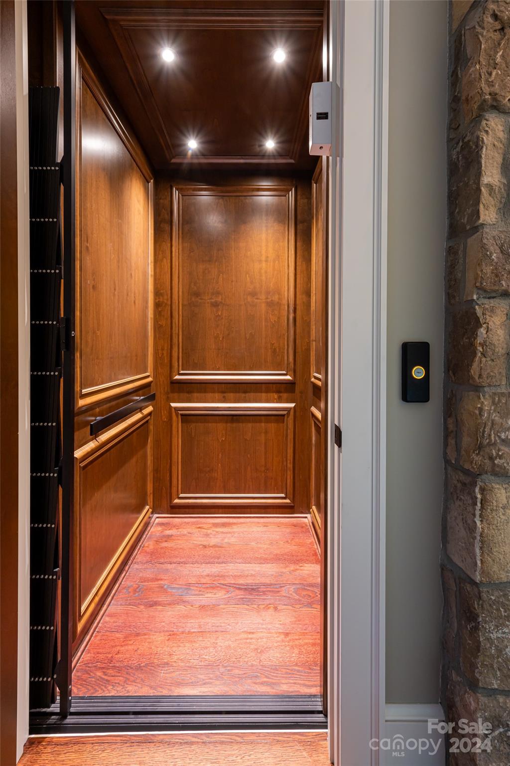 The Cliffs at Walnut Cove - Residential