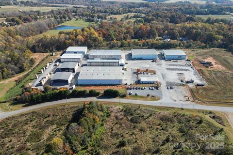 Photo of 3360 Cansler Circle, Newton, NC 28650 (MLS # 4318079)