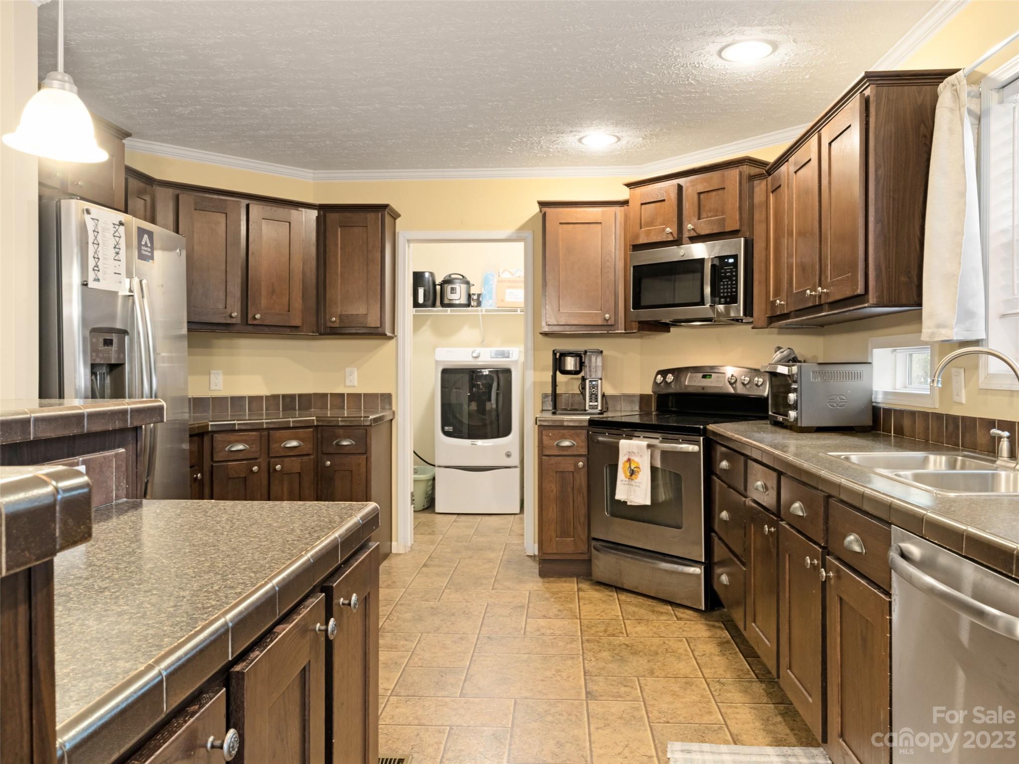 Black Mountain Heights - Residential