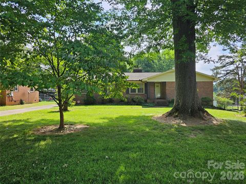 Photo of 331 Woodside Drive, Shelby, NC 28150 (MLS # 4387360)