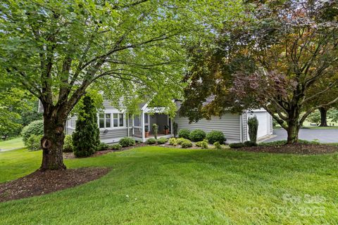 104 Overlook Drive Flat Rock NC 28731