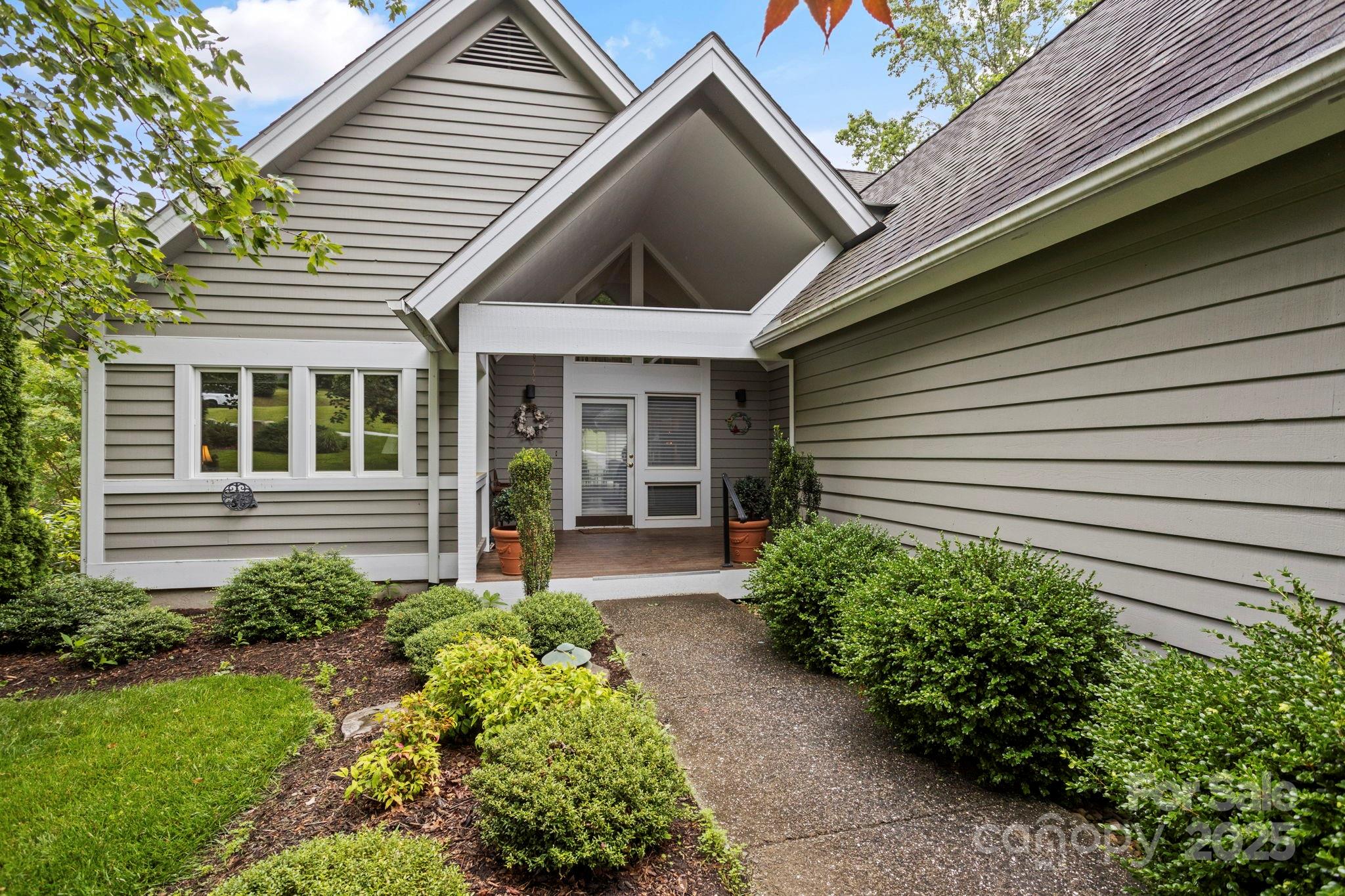 104 Overlook Drive