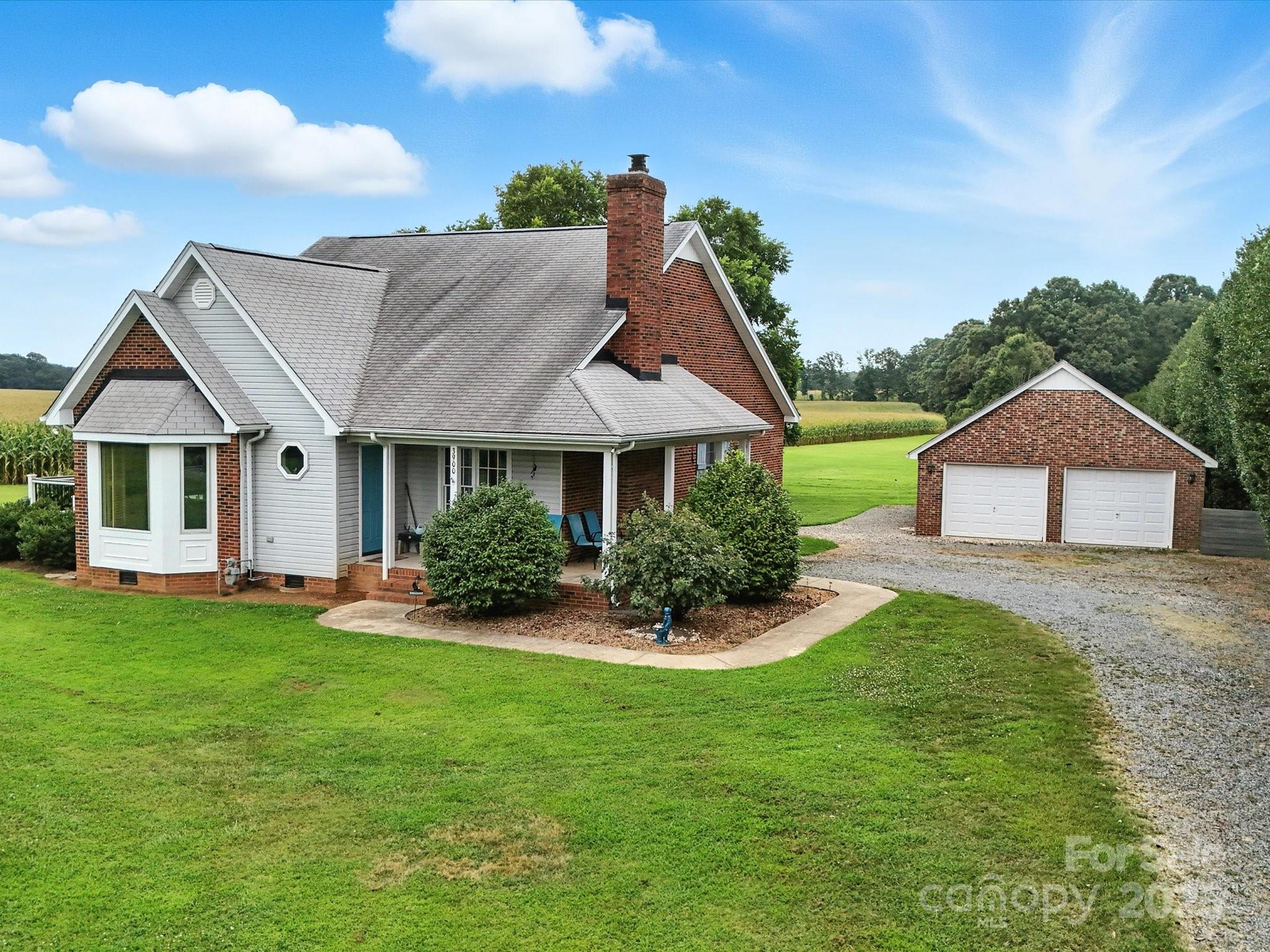 3900 Matthew Drive