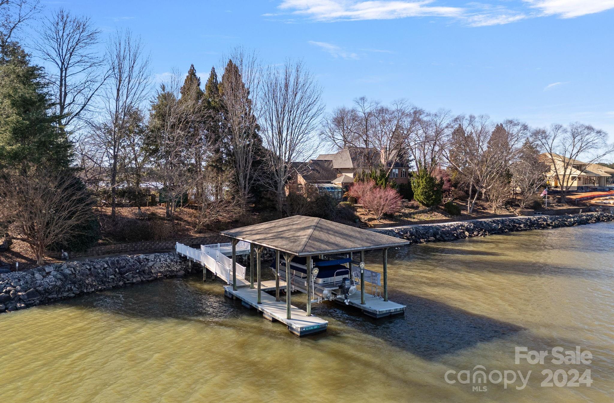 Stonemarker Pointe - Residential