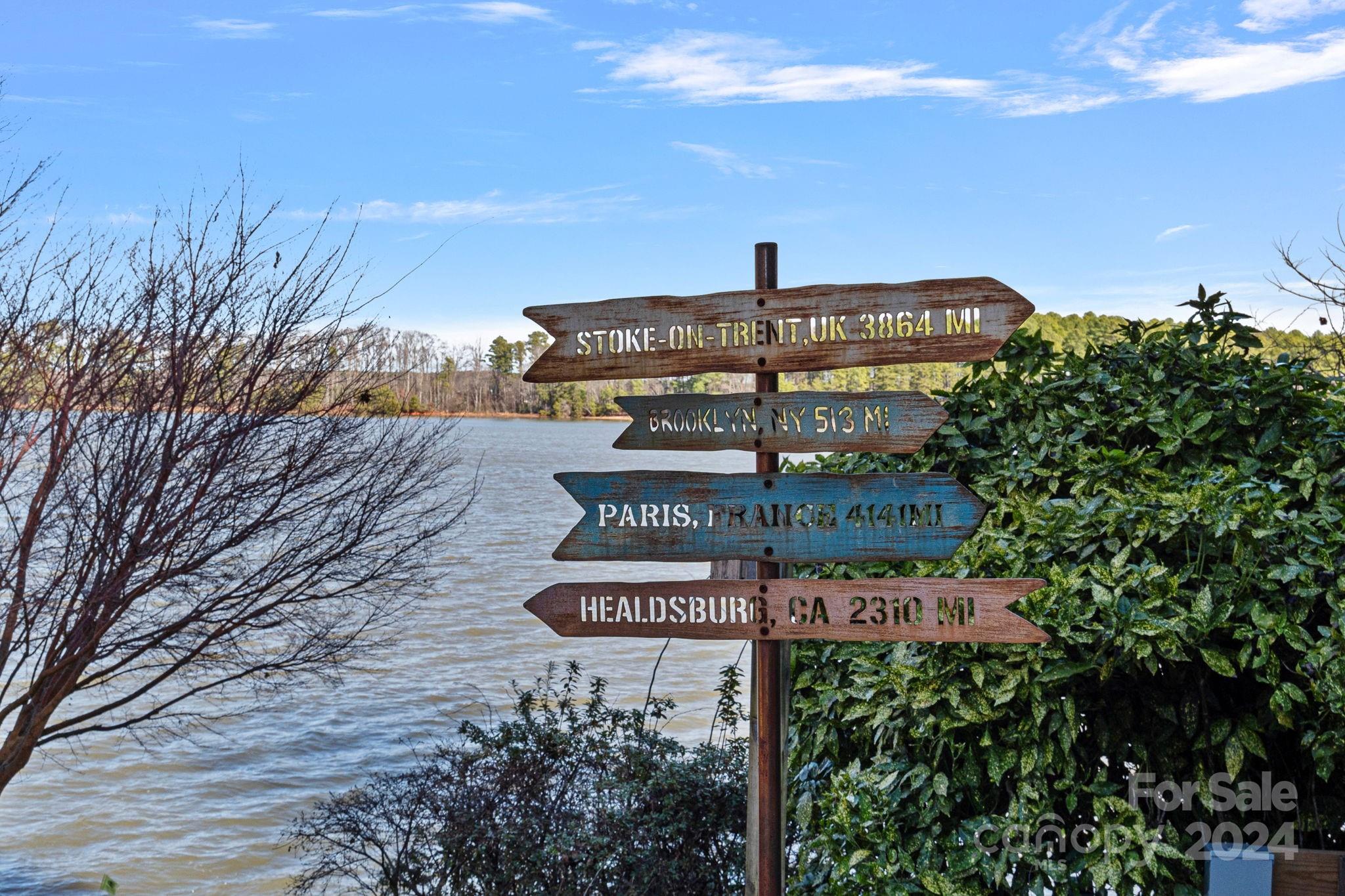 Stonemarker Pointe - Residential