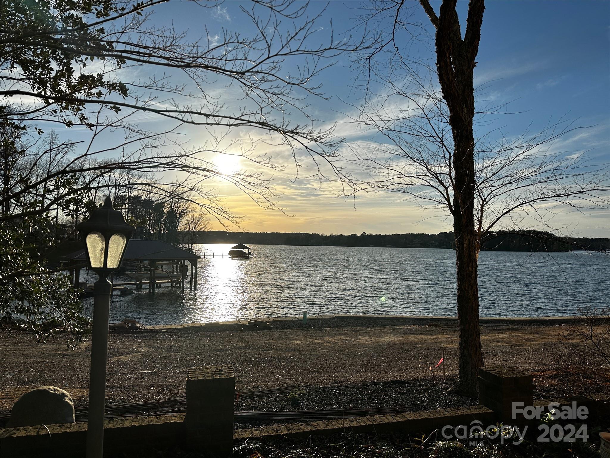 Stonemarker Pointe - Residential