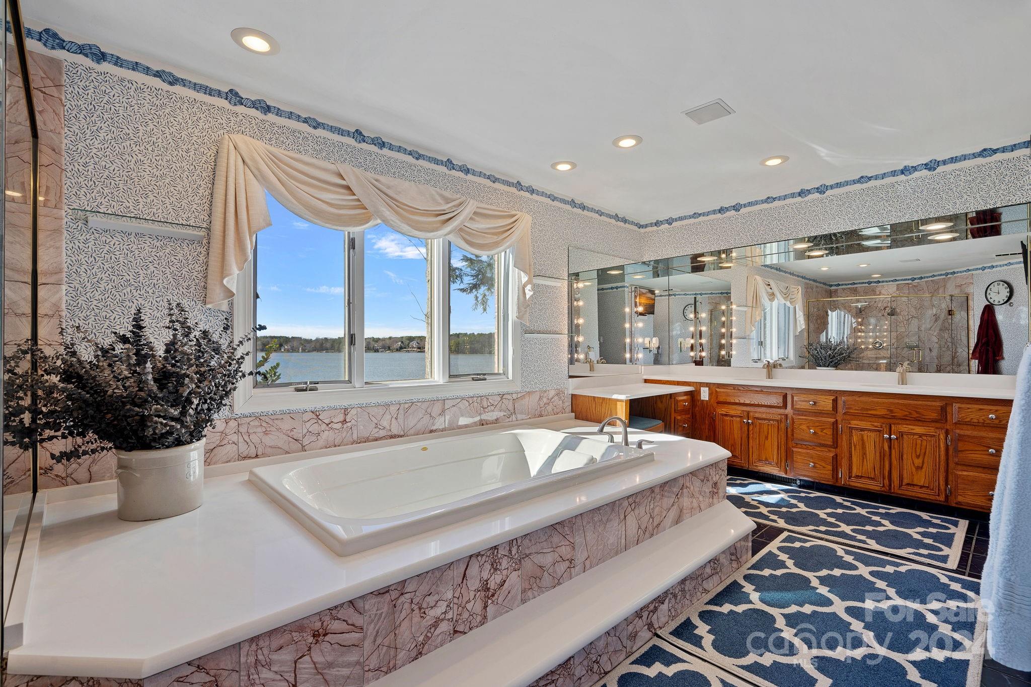 Stonemarker Pointe - Residential