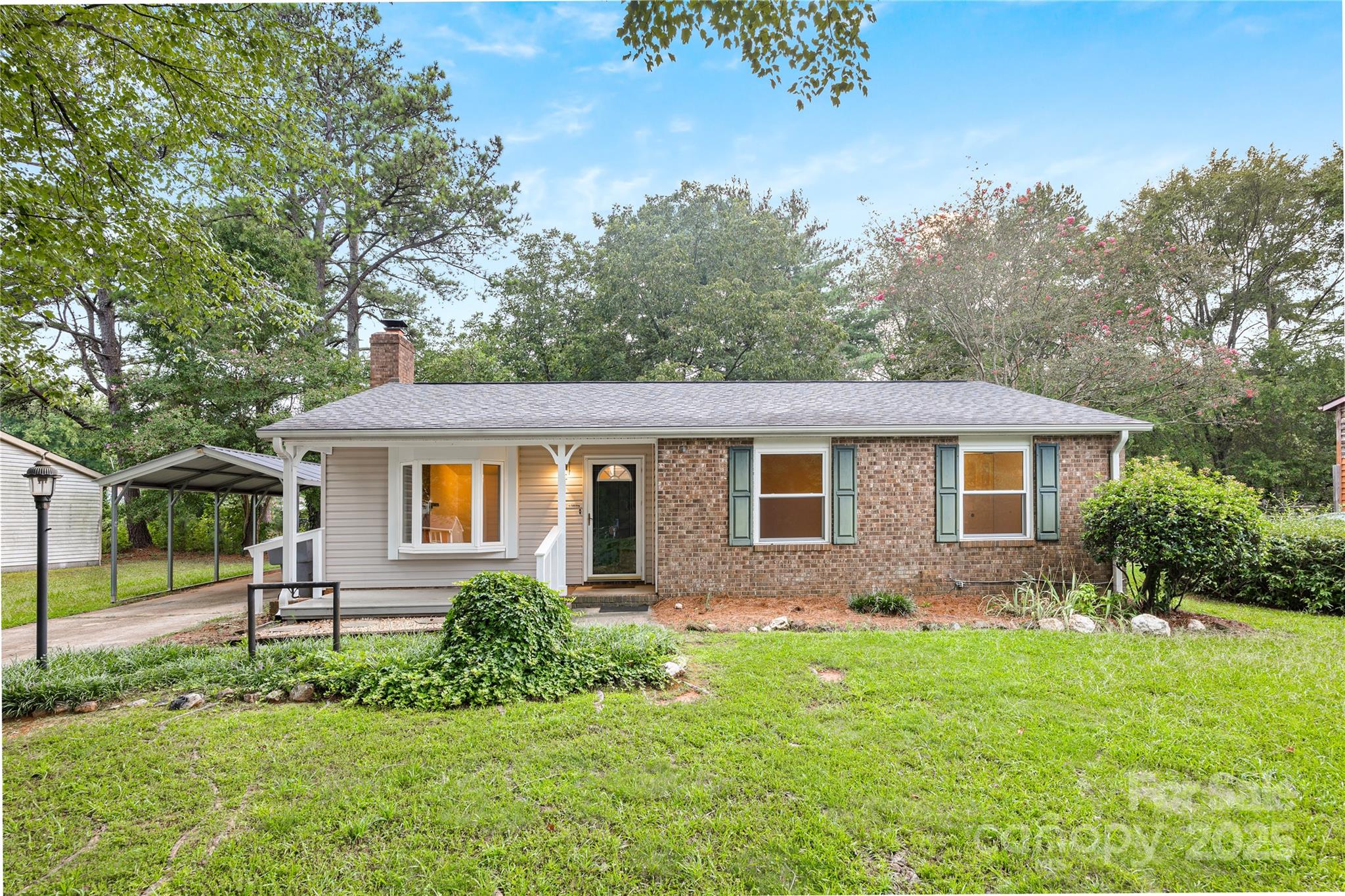 Holly Hills - Residential