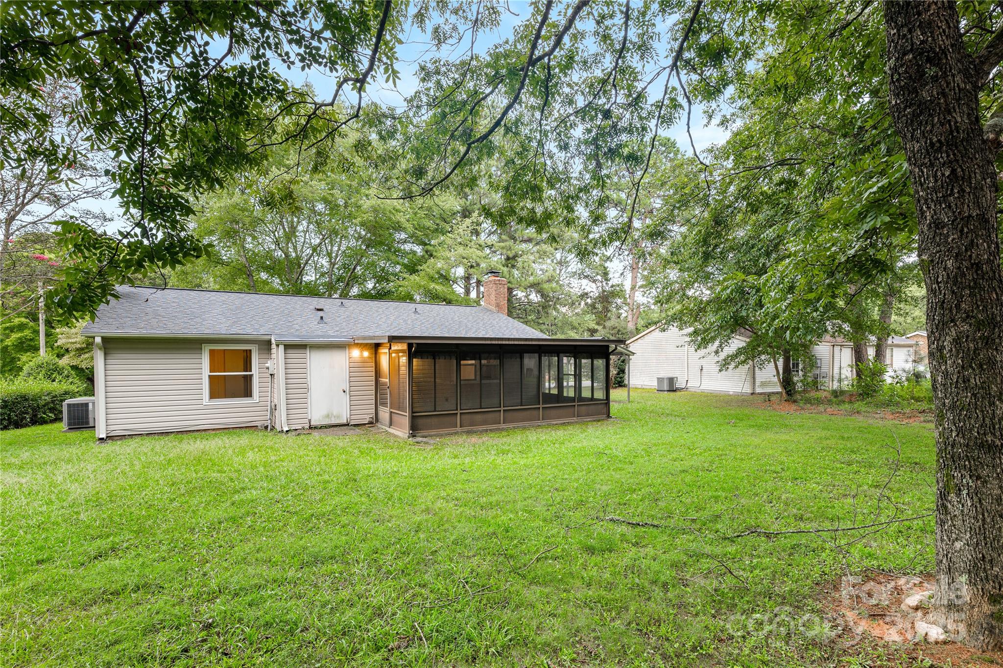 Holly Hills - Residential