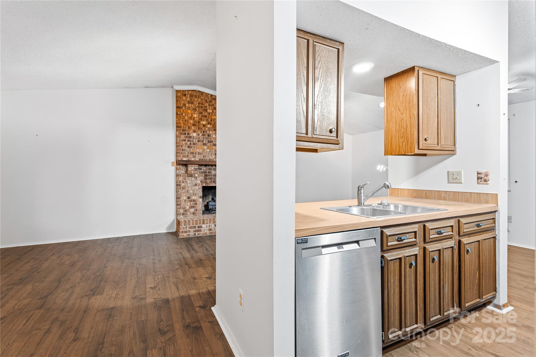 Holly Hills - Residential